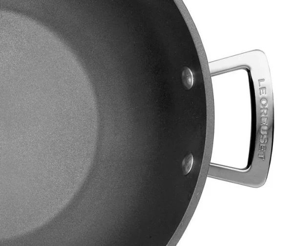 Le Creuset Aluminium-Antihaft Wok-Pfanne 9