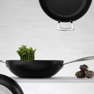 Le Creuset Aluminium-Antihaft Wok-Pfanne 19