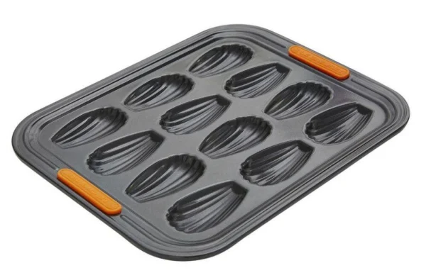 Le Creuset Madeleineform 1